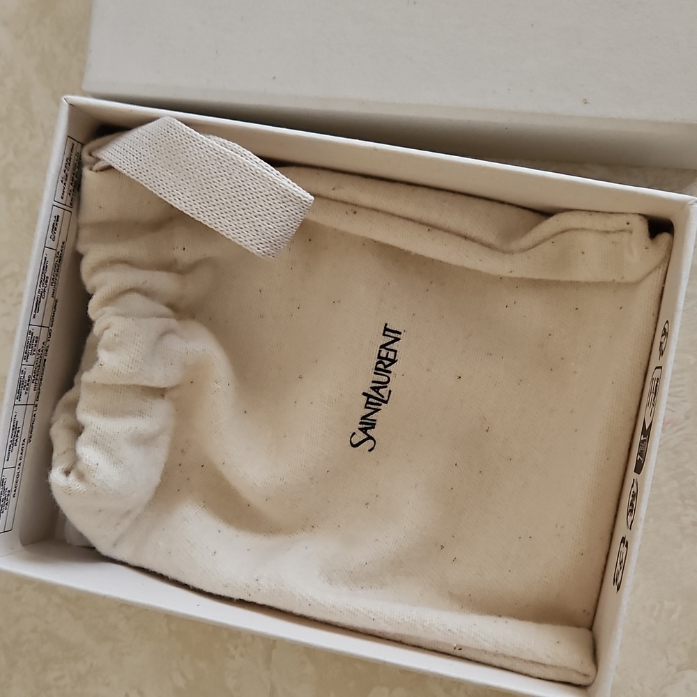 Saint Laurent Box & Dust Bag. - Picture 6 of 8